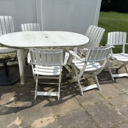 Free Grosfillex patio Set
