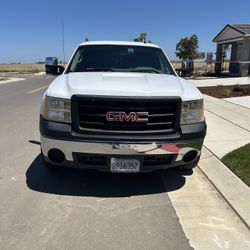 Gmc Sierra  1/2 Ton