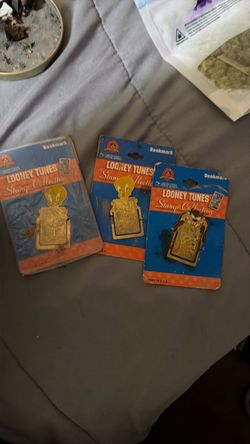 1997 vintage looney tunes stamp collection