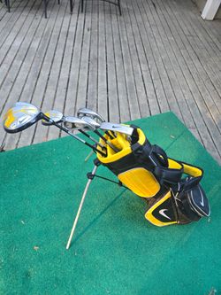 Nike SQ Machspeed Junior golf set
