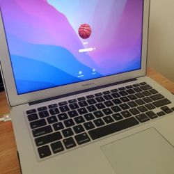 2015 Apple MacBook Air 13 inch / Dual Core i5/ 8GB / 256GB SSD MacOS Monterey