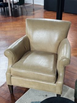 Crate & Barrel Elyse Leather Arm Chair in Beige