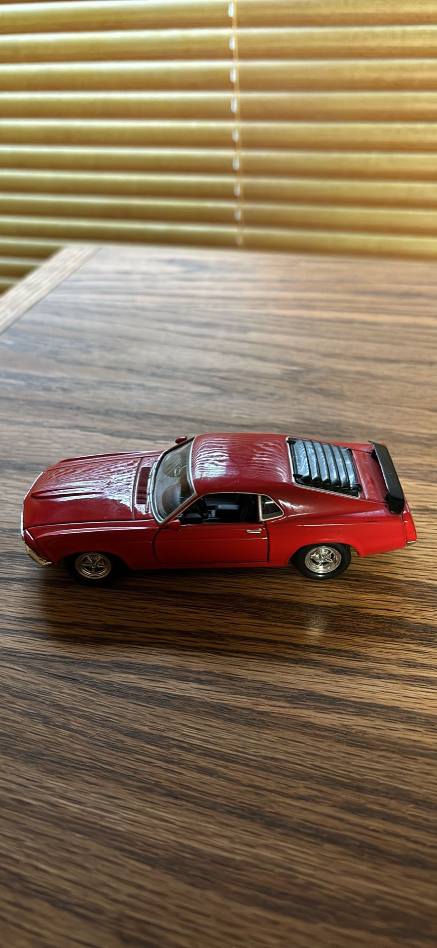 Metal toy car 1970 Ford Mustang Boss Red 302 5”