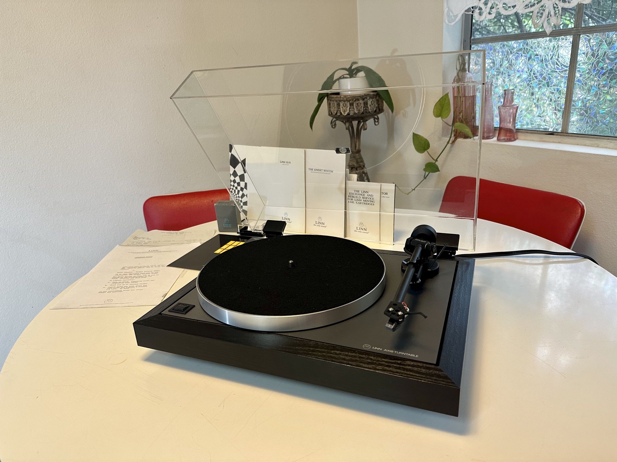 Vintage Linn Axis Audiophile Turntable w/ Upgraded Akito L358 Tonearm, K9 Cartridge & Orig Box - Serviced