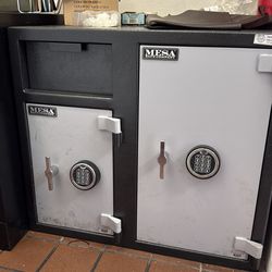 Mesa Depository Safe