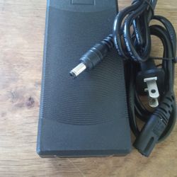 AC POWER CHARGER FOR SCOOTER & E-BIKE 42 VOLTS - 2A