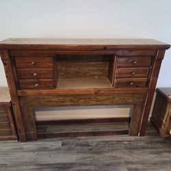 Solid Wood Queen Bedroom Set – Refinishing Project – $40