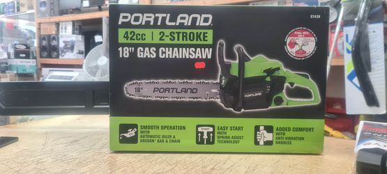 PORTLAND 42cc, 18 in. Gas-Powered Chainsaw