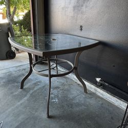 Outdoor Glass/Aluminum Table  