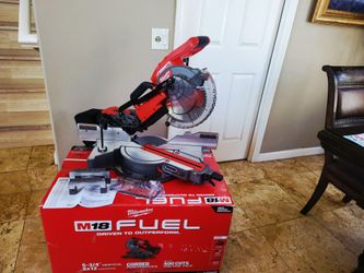 Milwaukee M18 FUEL 18V Lithium-Ion Brushless Cordless 10 in. Dual Bevel Sliding Compound Miter Saw (Tool-Only)