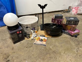 Halloween lot various items