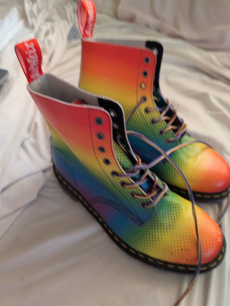 US 10 UK 9 Pride Doc Martens