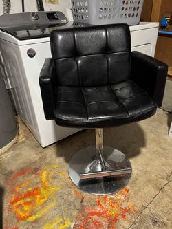 Swivel Black Chair