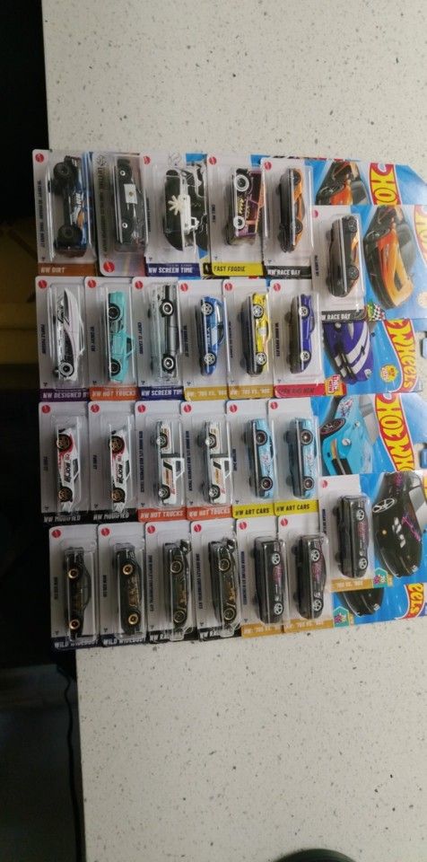 24 Hot Wheels Take All $40 With Hot Wheels Box