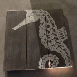 Seahorse on Rustik, aged Wood decor