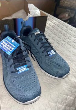 Shoes size 8.5
