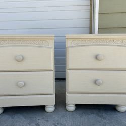 Pair Of 2  Cottage cream Nightstands 