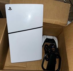 PlayStation 5 w/Dual Sense Controller