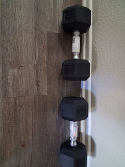 2 weights of 25 pounds New