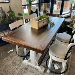 Ashley Valebeckk Brown Table| Four Chairs| Home Decor, Garden, Kitchen, Home Improvement