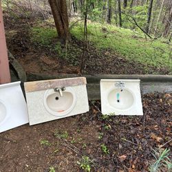 Free: Vanity Bathroom Kitchen Sinks 