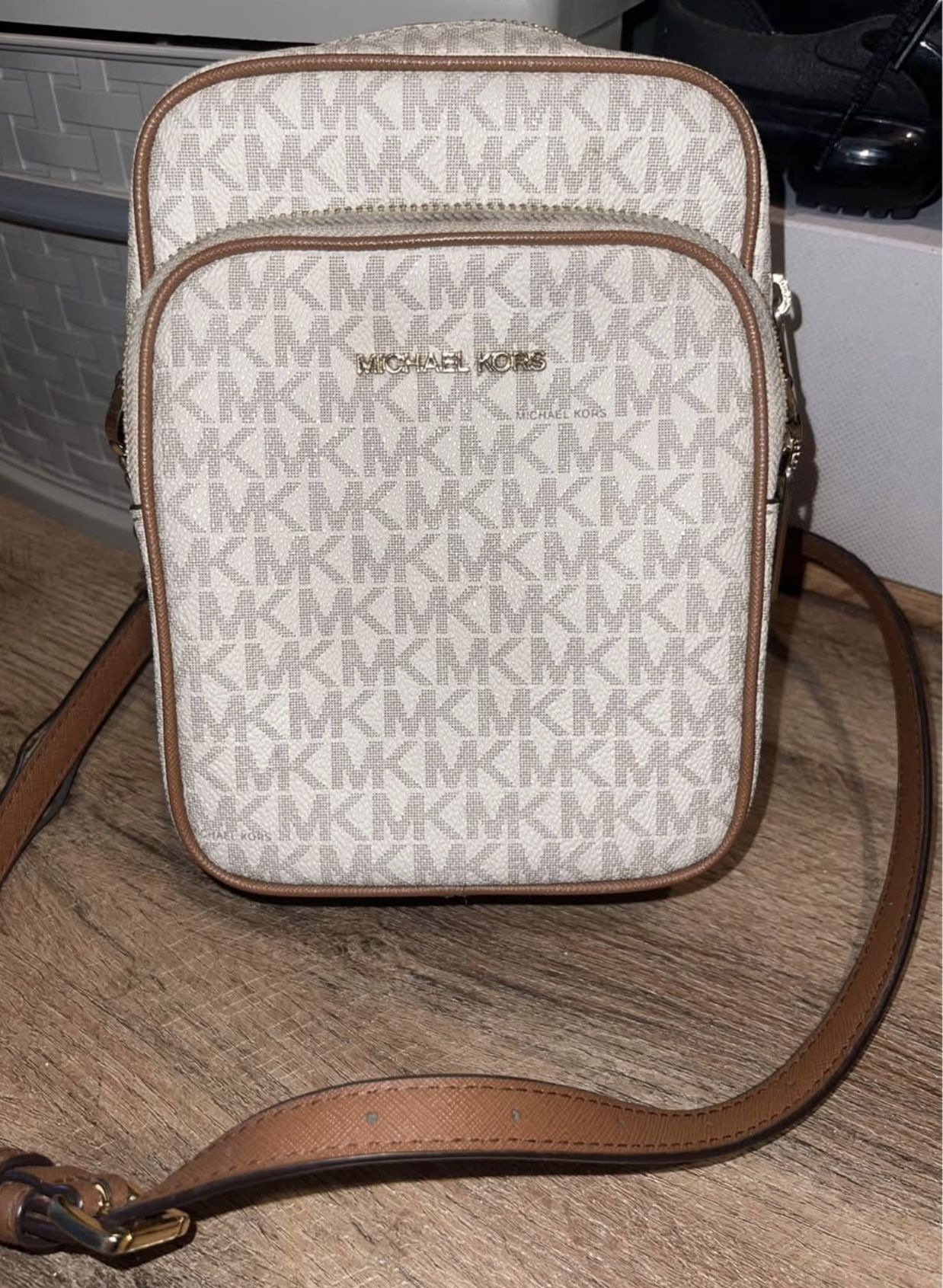 Michael Kors Crossbody