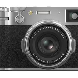 FUJIFILM X100VI Digital Camera (Silver) WITH RECEIPT