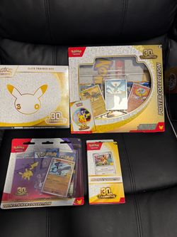 Pokémon TCG 30th Celebration Bundle Set
