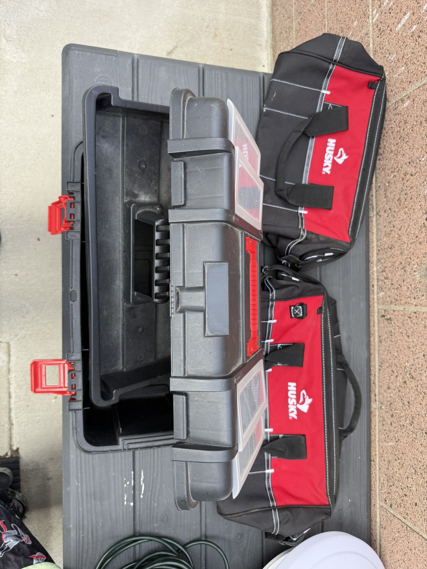 Tool bag and box - Husky and Hyper Tough