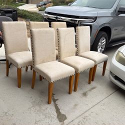 Free Chairs 6-Set