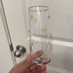 Set Of 4 Champagne Glasses With Gold Bows 