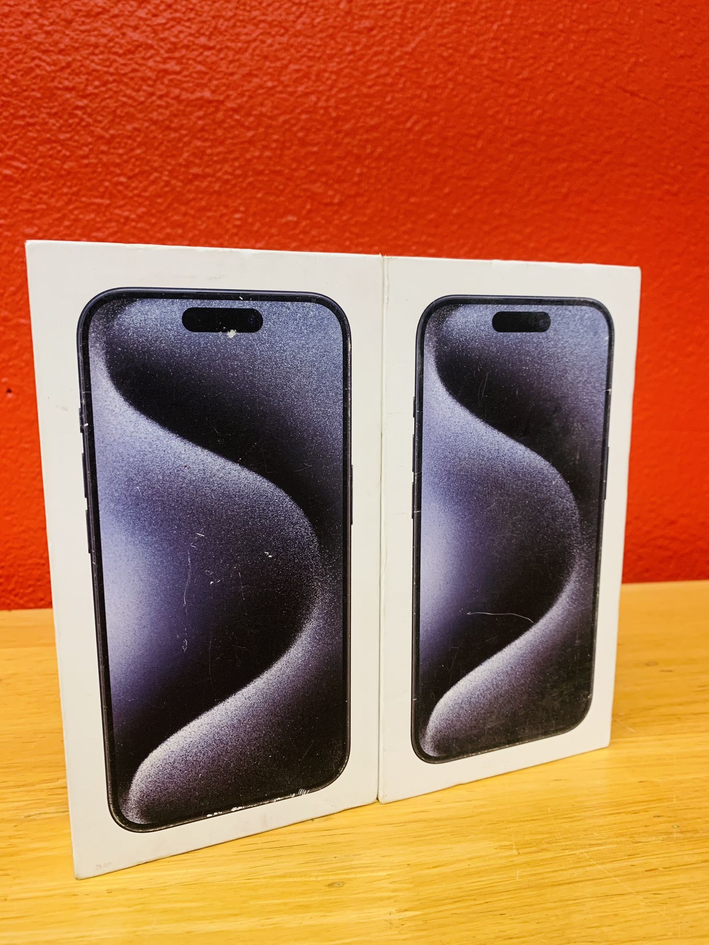 iPhone 15 Pro T-Mobile Metro PCs $750