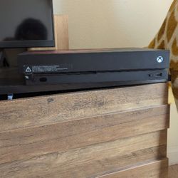 Xbox One X! Excellent Condition Comes With Controller And Comes With Games!  