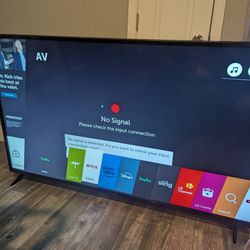 65" Smart TV