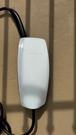 Tesla Wall Connector Gen 3 EV Charger … Excellent Condition