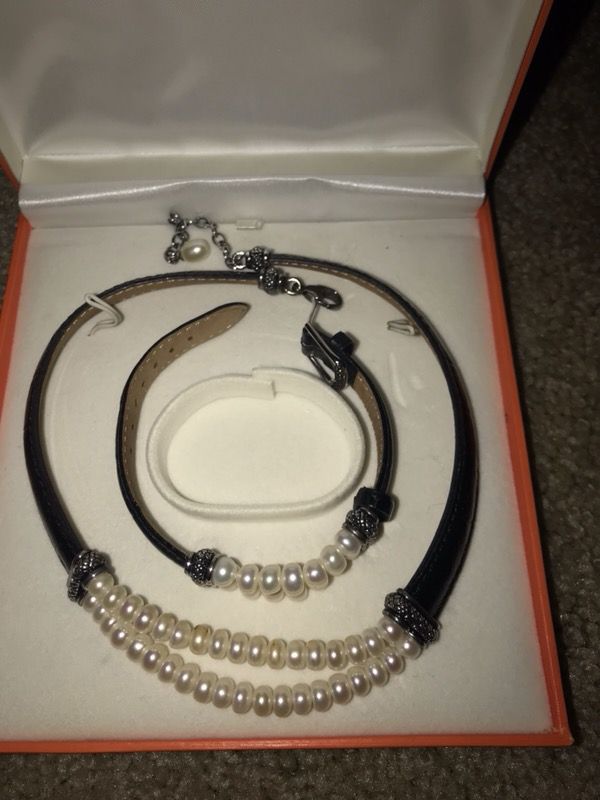 Mandarin cultured pearls by Honora