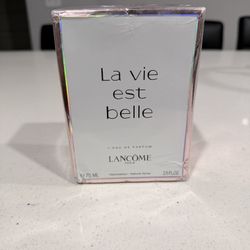 La vie est belle 2.5 Fl Oz 75ml