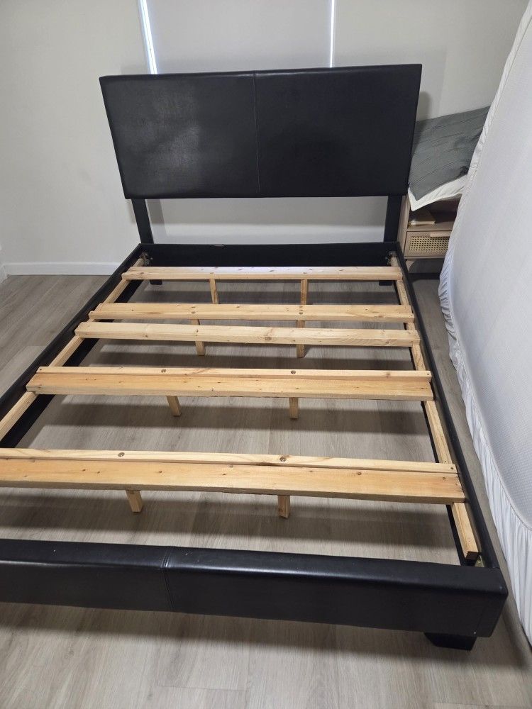 Used Frame Spring Bed Bed Frame Queen Used Good for Sale in Miami, FL - OfferUp