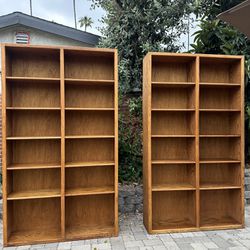 Stunning Pair Of Large Golden Oak Bookshelf / Golden Oak Bookcase 