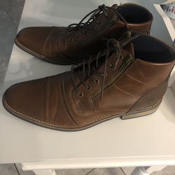 Men’s dress shoes