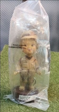 Buddy Lee bobble head keychain (13)