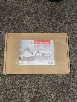 Dual 32” Monitor Wall Mount
