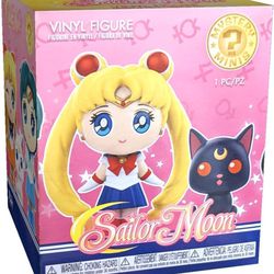 Sailor Moon Vinyl Figure