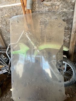 Kabota windshield Kabota windshield