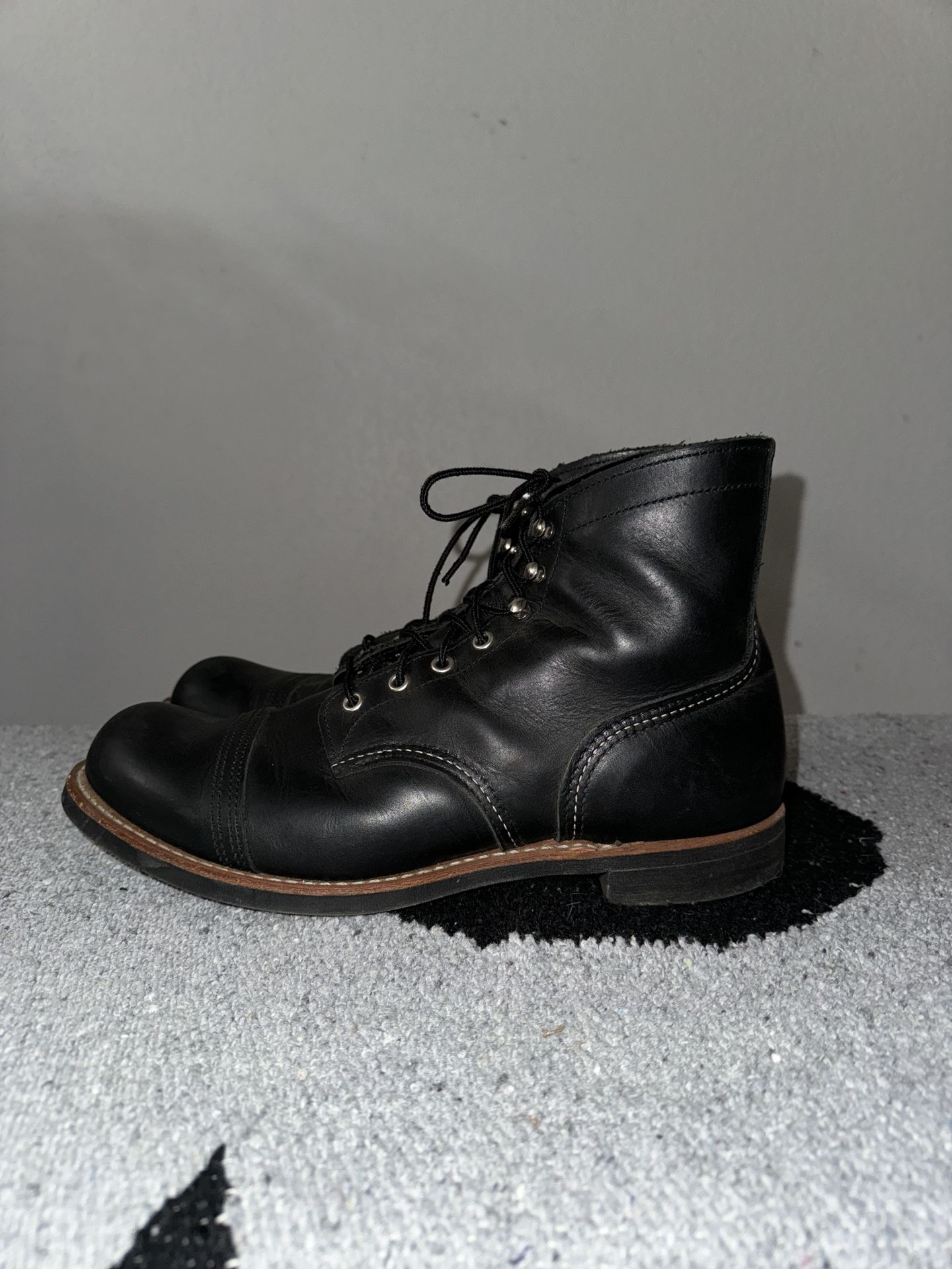 Red Wing Iron Ranger Men's 6-Inch Boot Black Harness Leather 8084 Pre-Owned