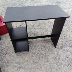 Small Desk Read Post 