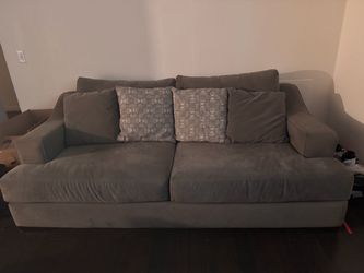 Couch set