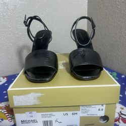 Michael Kors  ELYSE HEELED SANDAL METALLIC LEATHER size 6M new in box