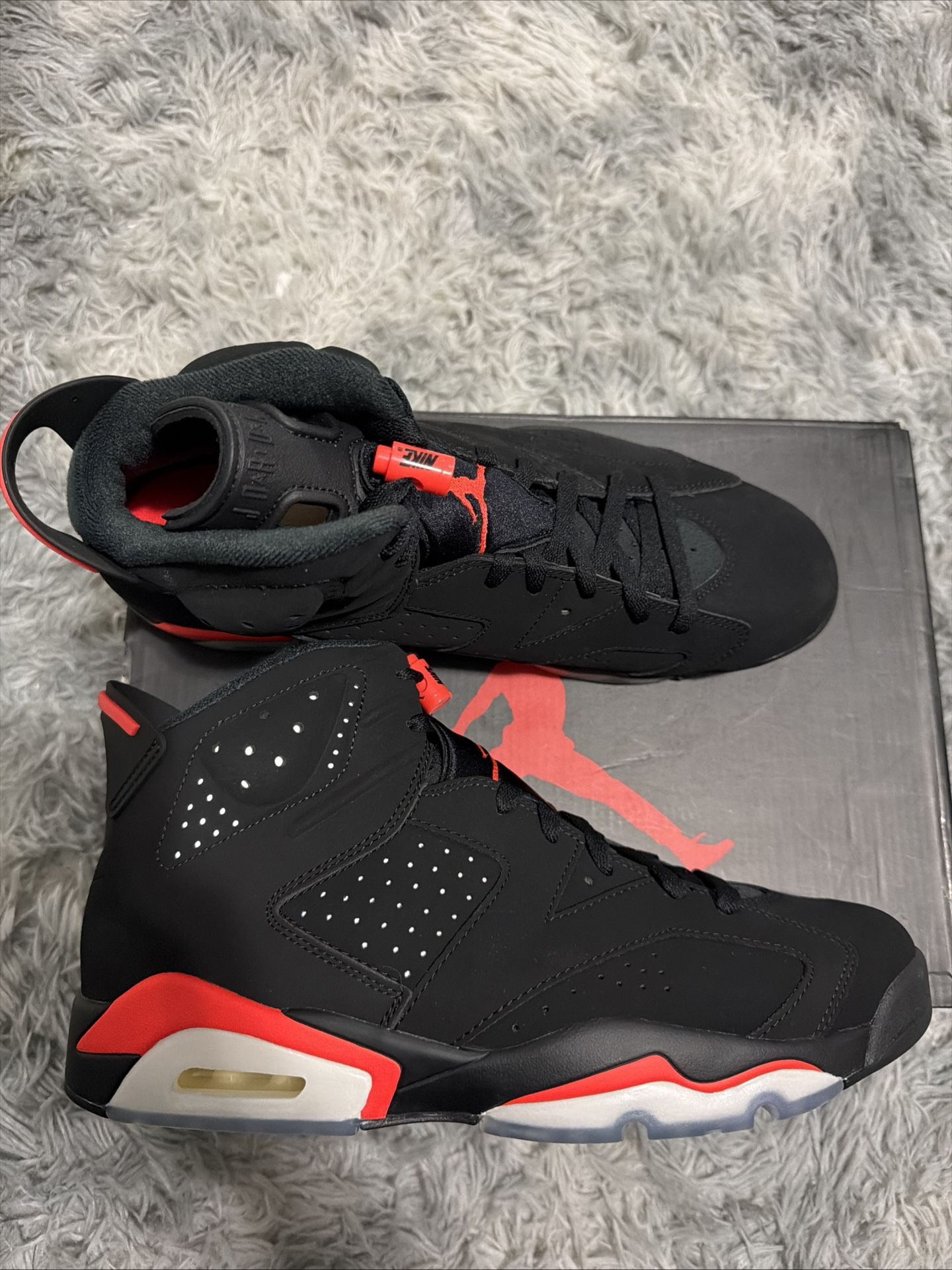 Air Jordan Retro 6 Infared 2019 Men's Size 11.5 New with box