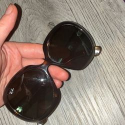 Raybans with leather case